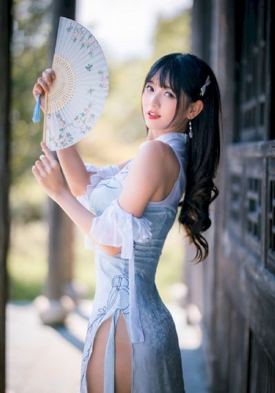 年轻的小姨子 在线