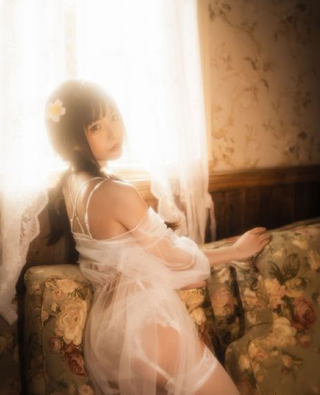女大学生