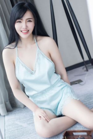 《大胸女友》在线观看