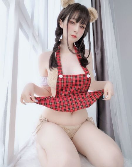 饱满的水蜜桃2