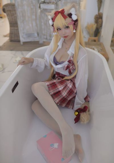 少妇放荡的呻吟干柴烈火动态图