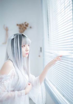 《美丽小蜜桃2》电影