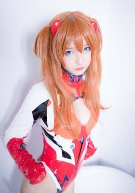 善良的嫂子李采潭